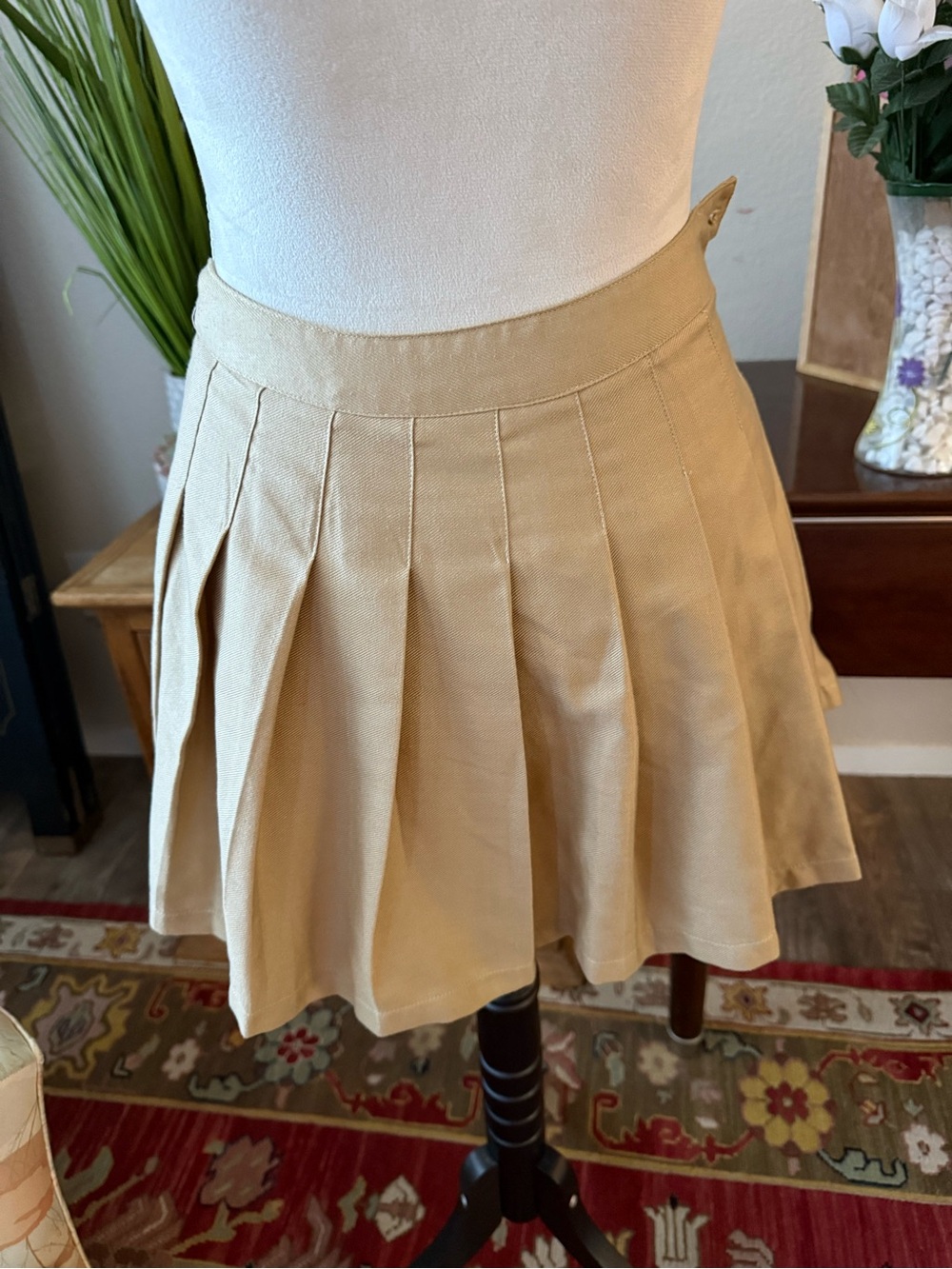 Forever 21 Tan Pleated Skater Skirt